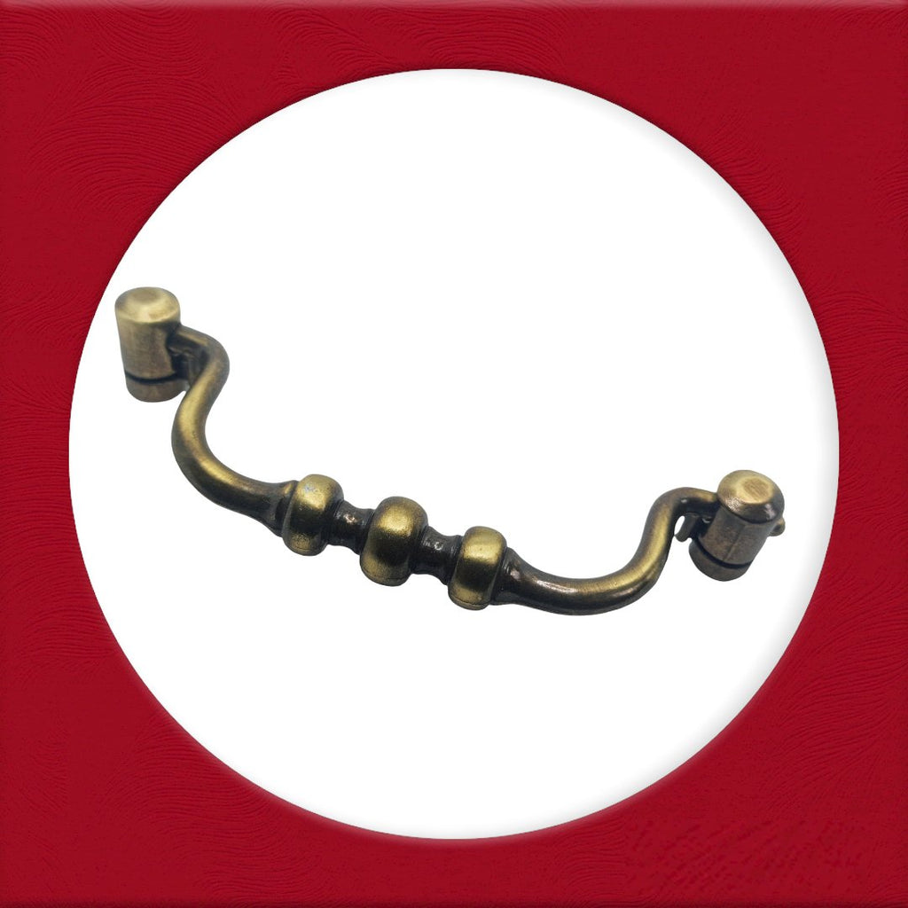 Vintage Cabinet Handle — Old Brass, Model 466 BR