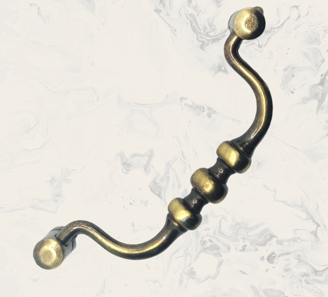 Vintage Cabinet Handle — Old Brass, Model 466 BR