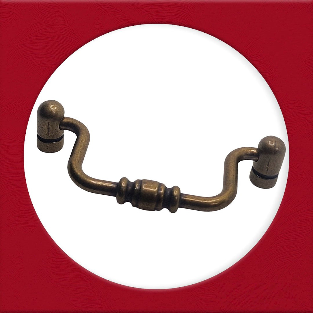 Vintage Cabinet Handle — Old Brass, Model 645-28