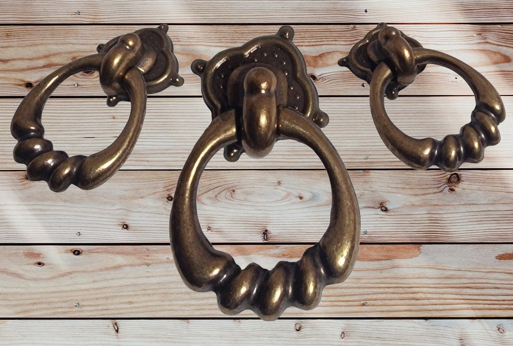 Vintage Cabinet Handle — Old Brass, Model 645-46