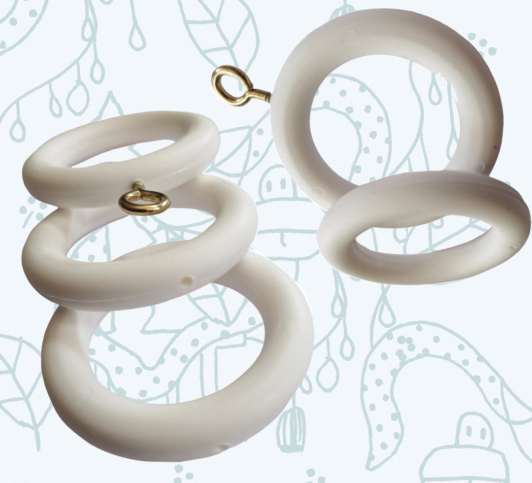 White Curtain Rings 22–35mm Pole — Pack of 10 Rust-Proof