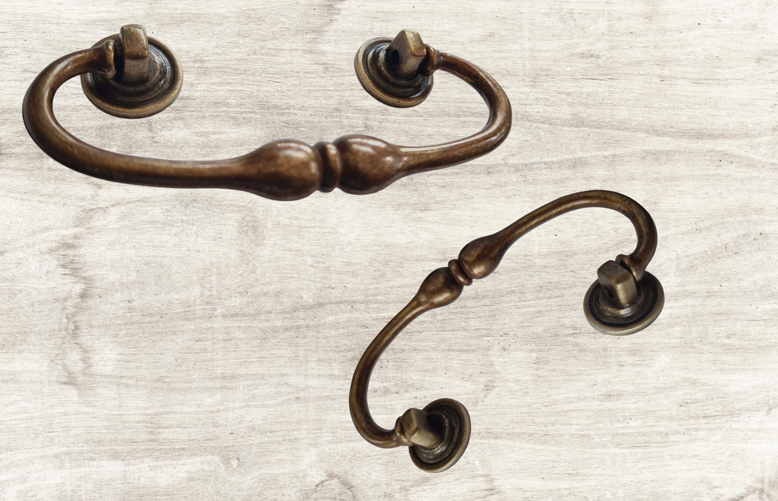 Vintage Cabinet Handle — Old Brass, Model 411